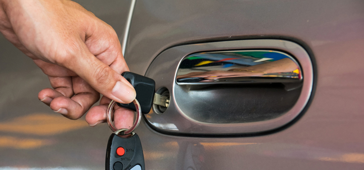Car door lock repair in Camp Pendleton South