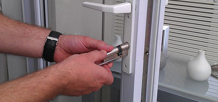 Commercial Door Lock Repair in Camp Pendleton South